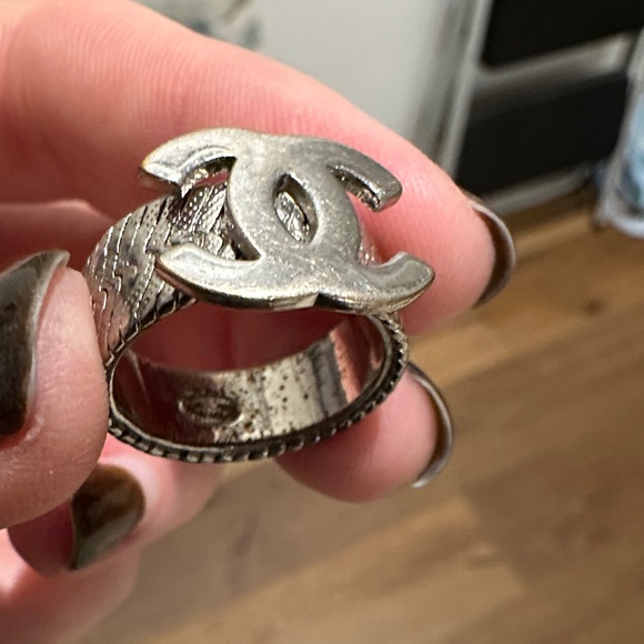 100% Authentic Chanel Silver Metal Logo Ring Size 6 - Picture 3 of 5